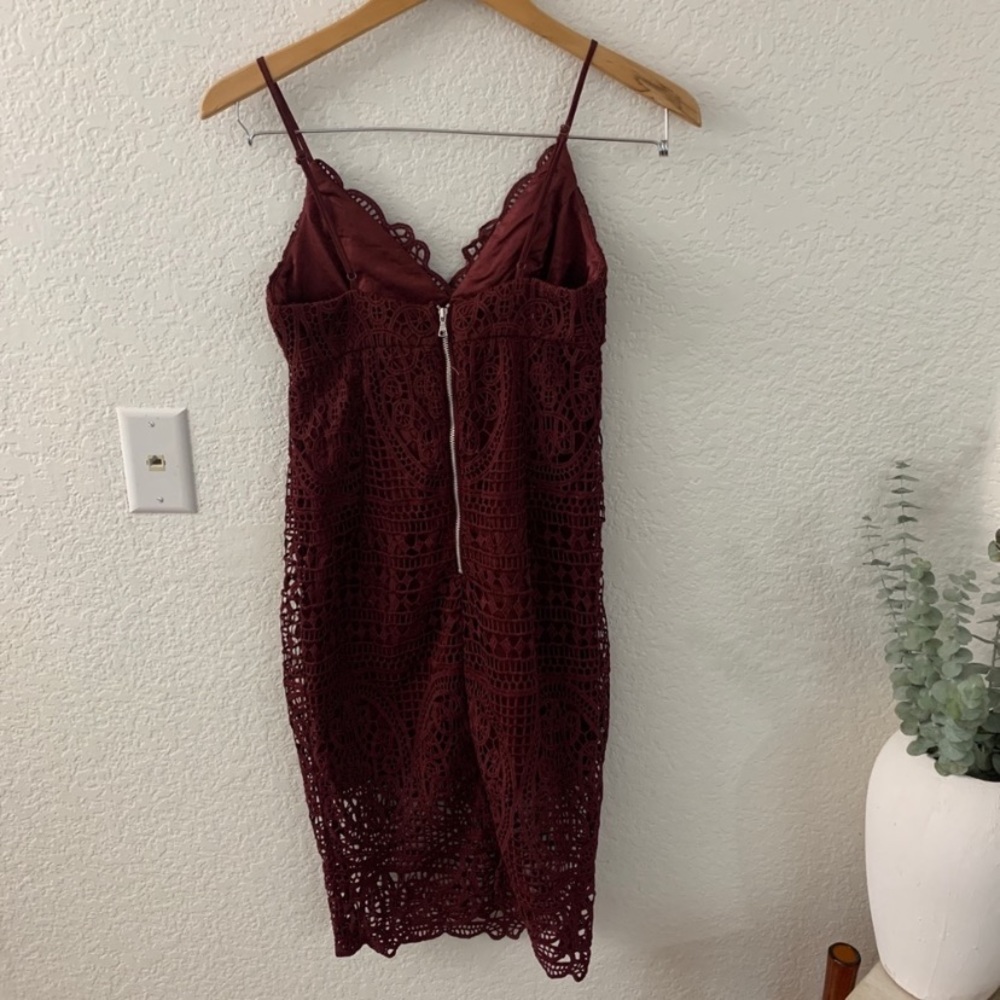 Bardot Gia Lace Dress - Picture 6 of 8
